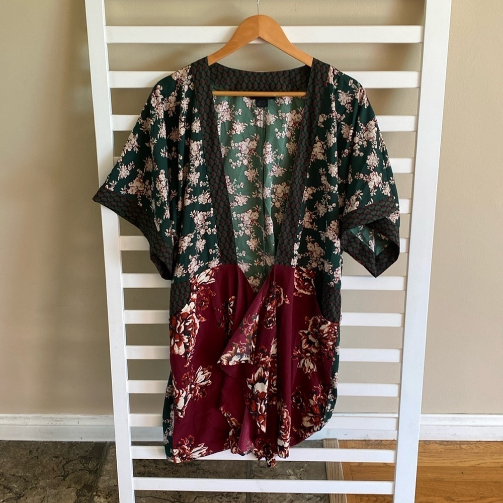Steve Madden In Full Bloom Floral Draped Kimono Military Green One Size - Picture 3 of 10